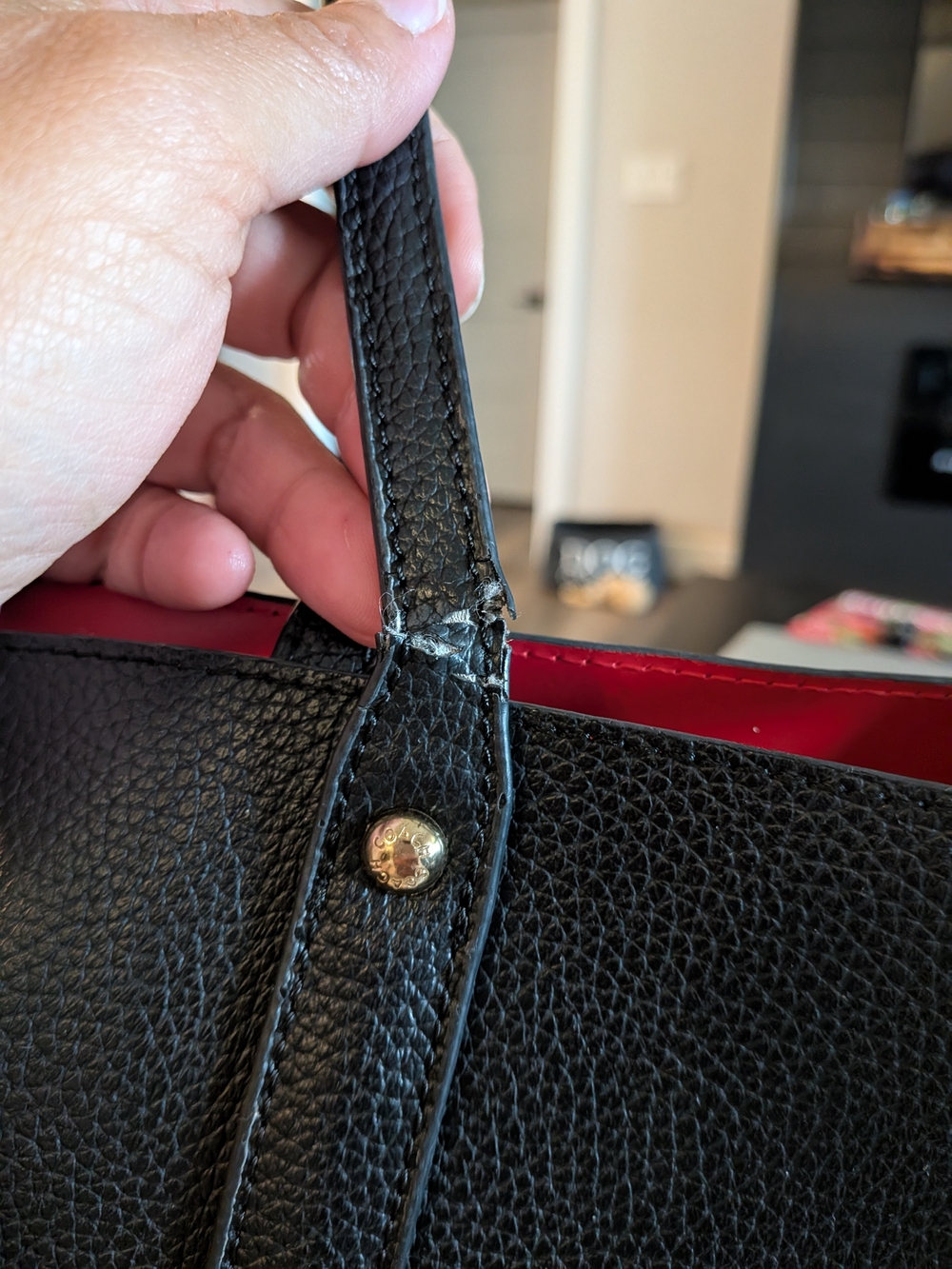 Coach Reversible Market Tote in Black Pebble Leather & True Red - Picture 7 of 16